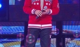 娱乐圈爆料届的一哥,揭秘幕后真相，独家爆料不断！